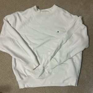 Tommy Hilfiger White Crewneck Sweatshirt with Chest Flag